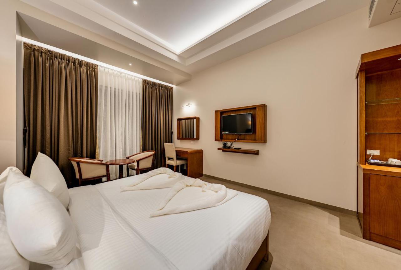 Hotel Grand Regal Chandoli Exteriér fotografie