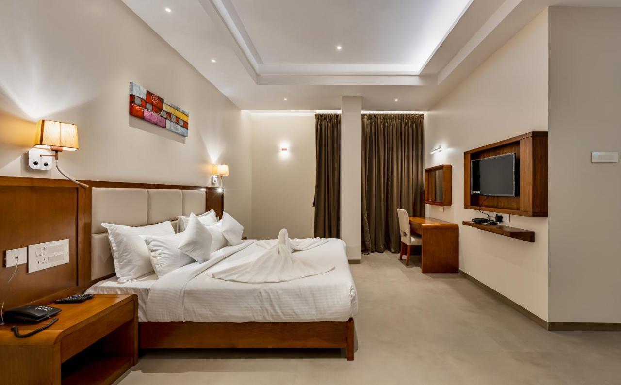 Hotel Grand Regal Chandoli Exteriér fotografie